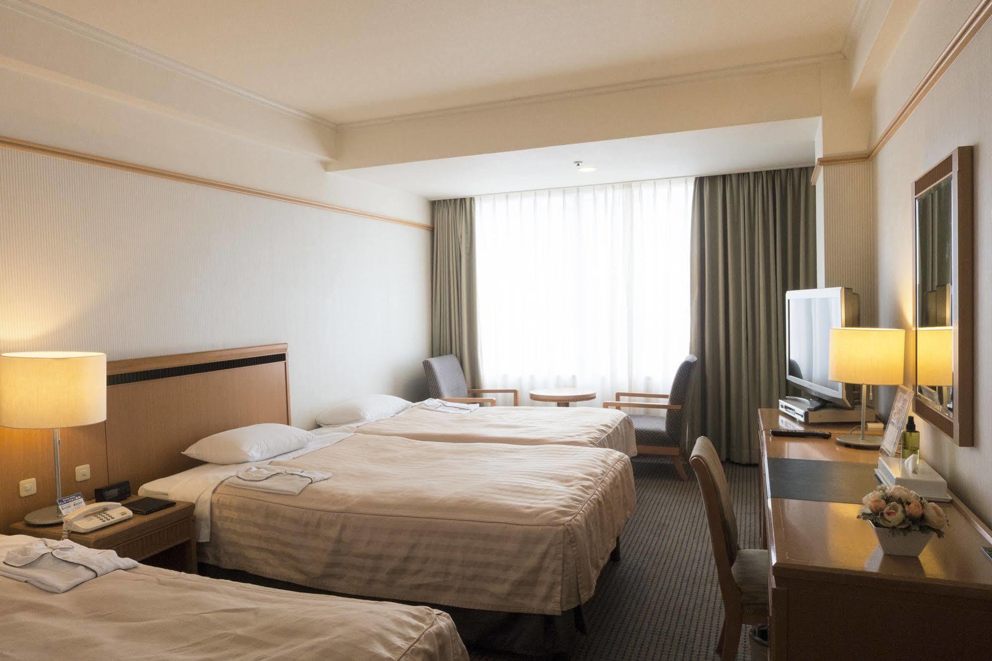 Orion Hotel Naha Exterior photo